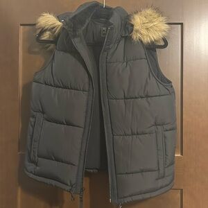 Abercrombie vest